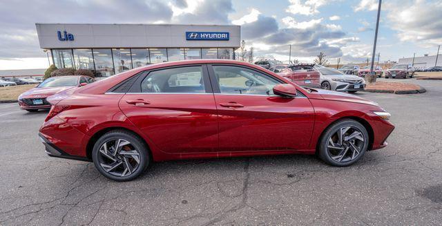 new 2025 Hyundai Elantra car, priced at $27,705