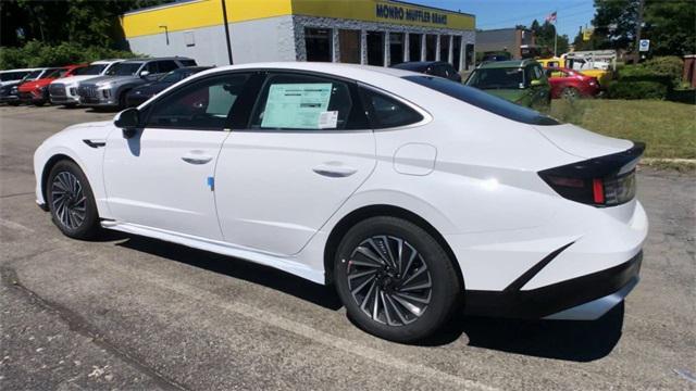 new 2024 Hyundai Sonata Hybrid car, priced at $32,990