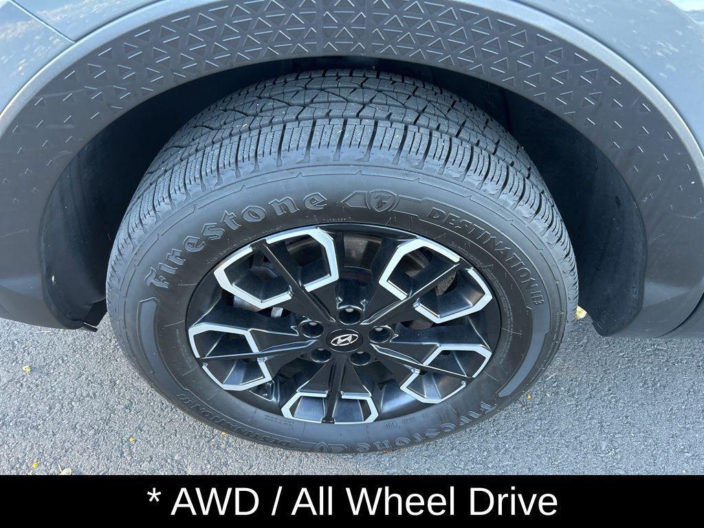 used 2023 Hyundai SANTA CRUZ car, priced at $22,500