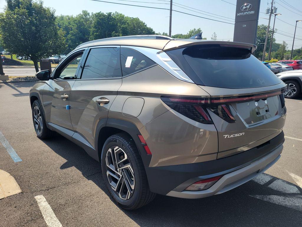new 2025 Hyundai TUCSON Hybrid car, priced at $43,580