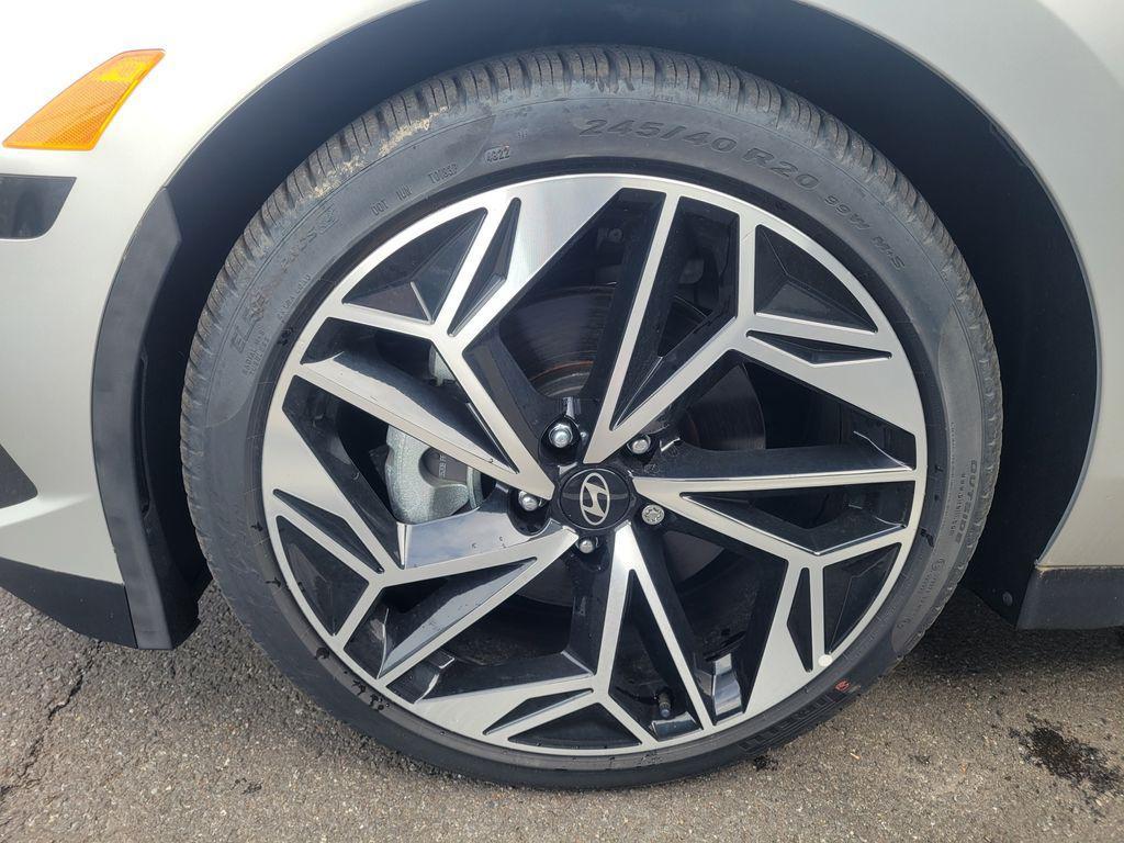 new 2023 Hyundai IONIQ 6 car, priced at $53,810