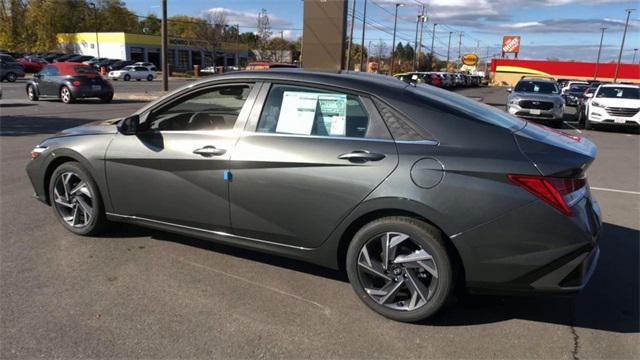 new 2025 Hyundai Elantra car, priced at $27,265