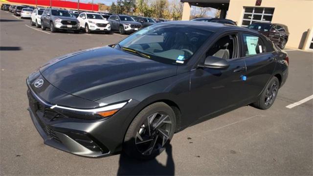 new 2025 Hyundai Elantra car, priced at $27,265