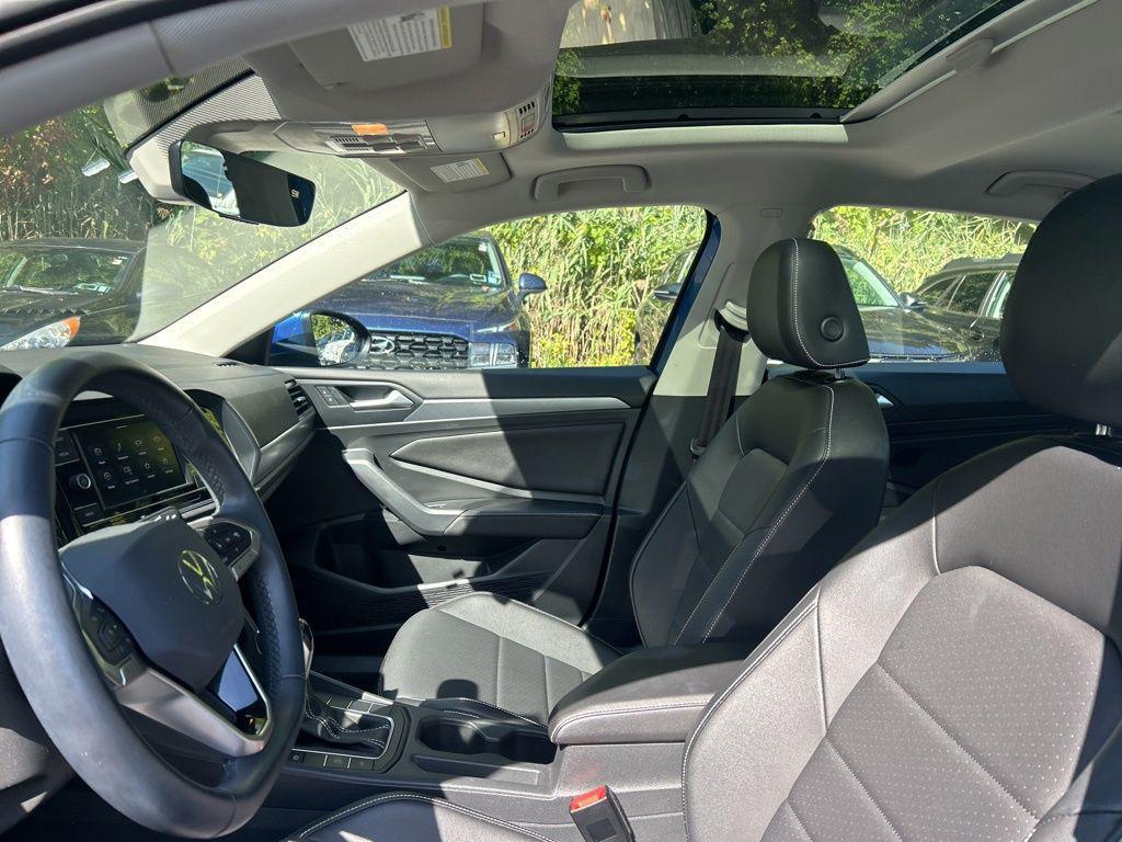 used 2022 Volkswagen Jetta car, priced at $19,900