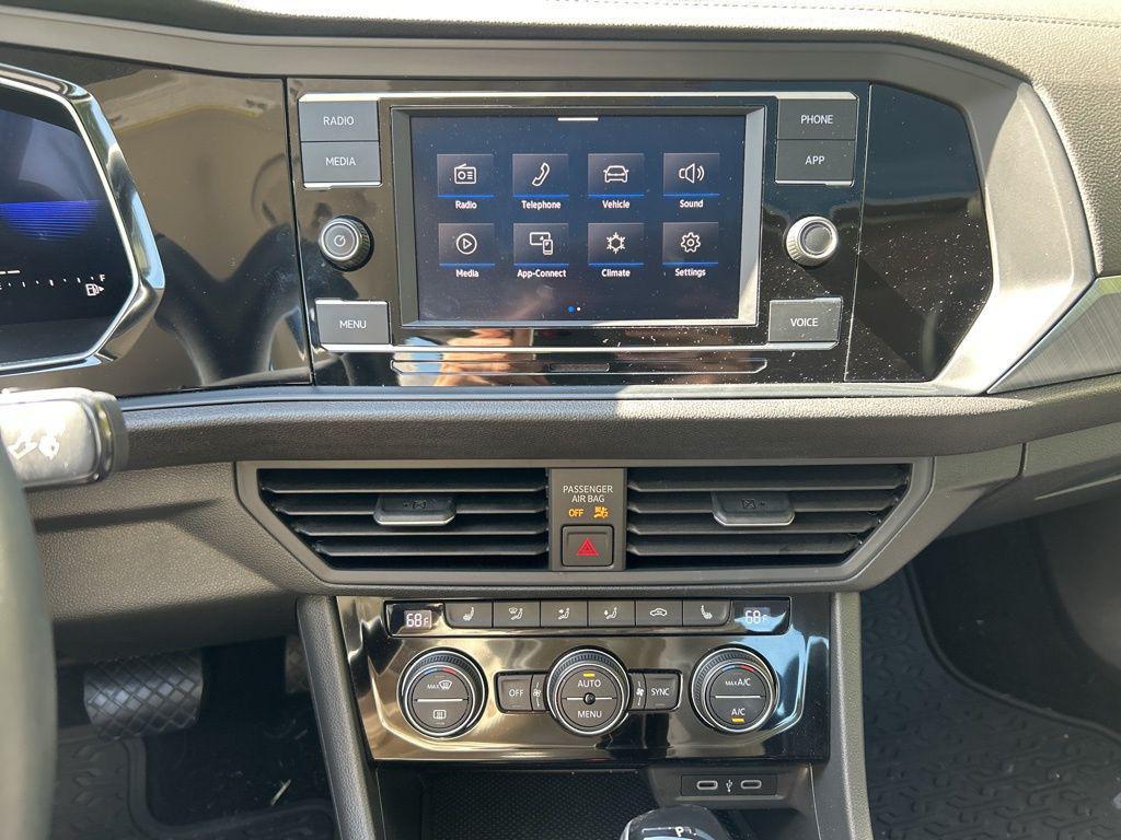 used 2022 Volkswagen Jetta car, priced at $19,900