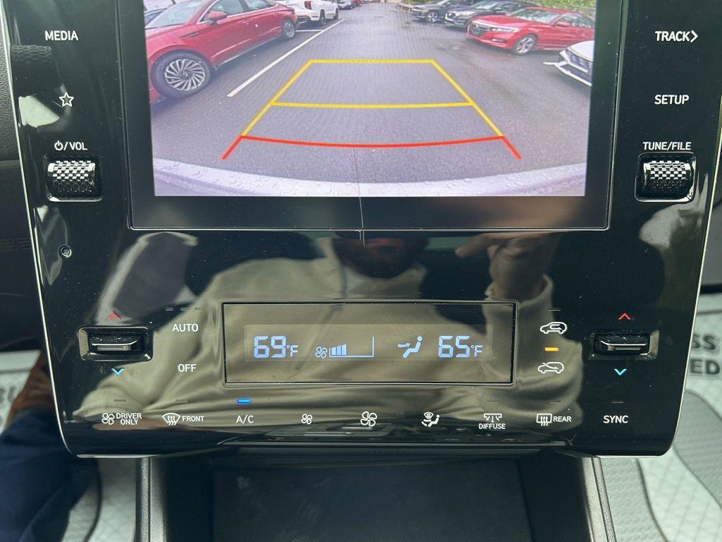 used 2022 Hyundai TUCSON Hybrid car, priced at $21,000