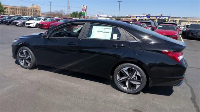 new 2023 Hyundai Elantra car, priced at $30,545