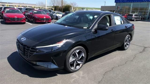 new 2023 Hyundai Elantra car, priced at $30,545