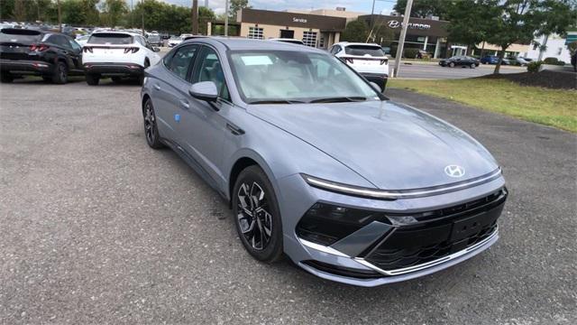 new 2025 Hyundai Sonata car, priced at $30,960