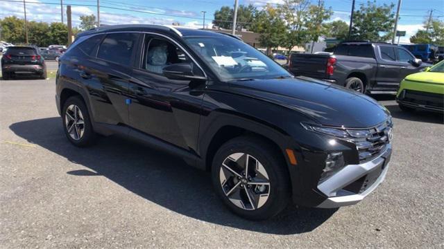 new 2025 Hyundai Tucson Hybrid car, priced at $38,185