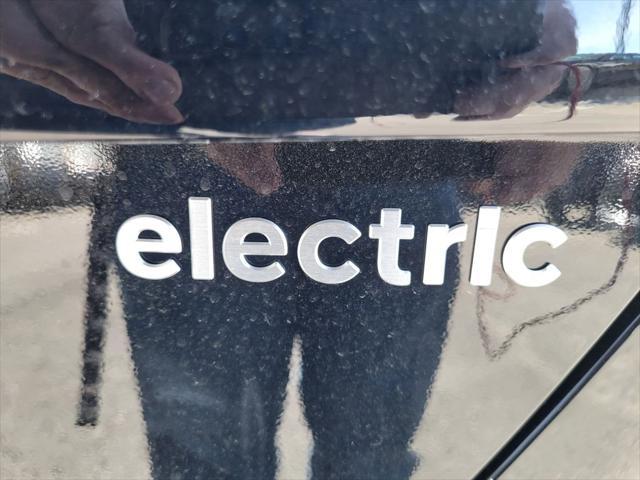 new 2025 Hyundai Kona EV car, priced at $40,405