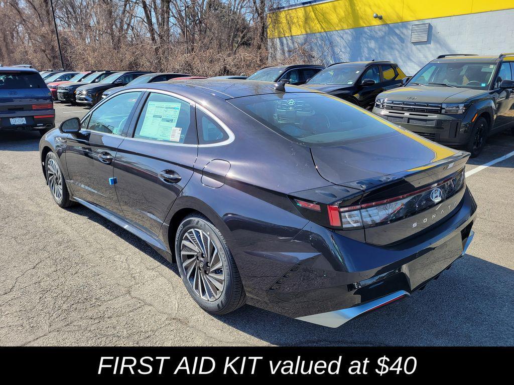 new 2025 Hyundai Sonata Hybrid car, priced at $39,350