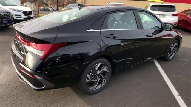 new 2025 Hyundai Elantra car, priced at $28,265