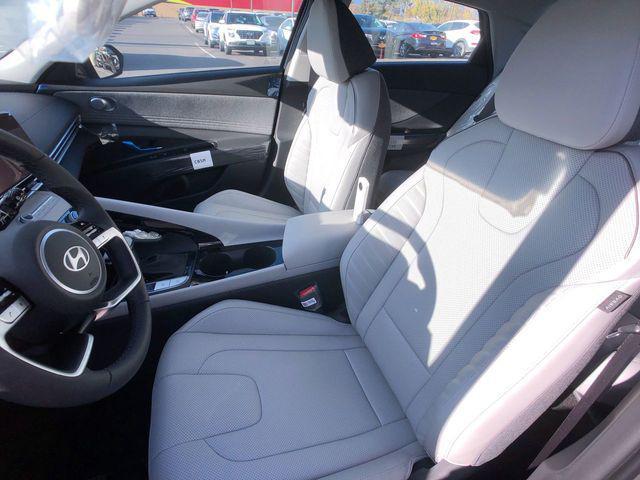 new 2025 Hyundai Elantra car, priced at $28,435