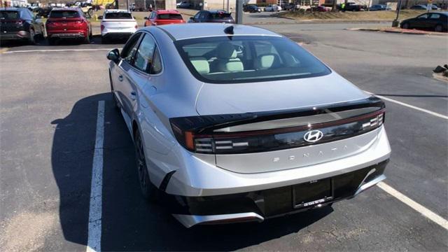 new 2024 Hyundai Sonata car, priced at $29,200