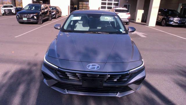 new 2025 Hyundai Elantra car, priced at $28,215