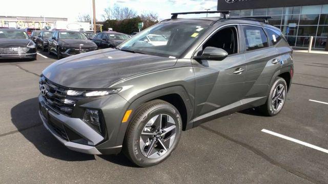 new 2025 Hyundai Tucson Hybrid car, priced at $38,439