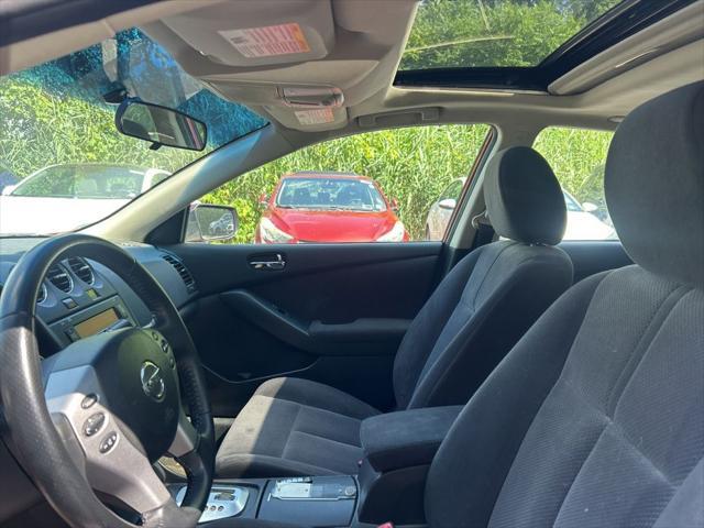 used 2009 Nissan Altima car, priced at $6,434