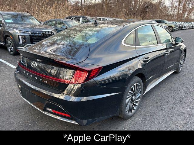 used 2022 Hyundai Sonata Hybrid car, priced at $21,984