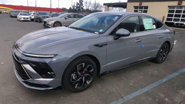 new 2025 Hyundai Sonata car, priced at $30,940