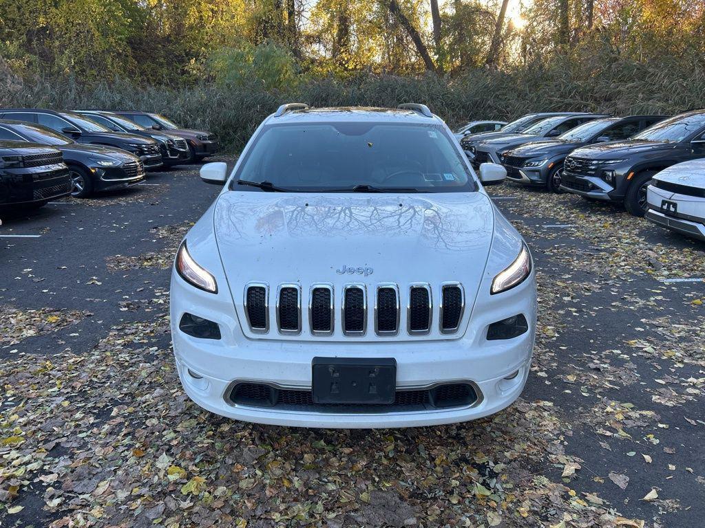 used 2015 Jeep Cherokee car, priced at $10,800