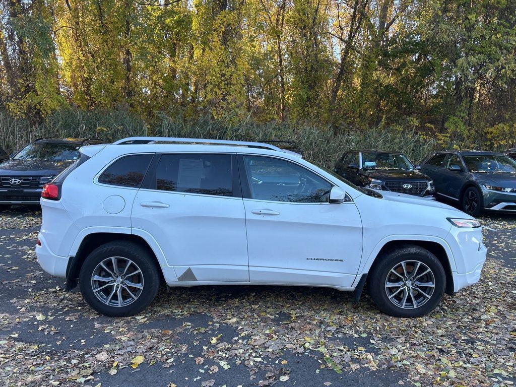used 2015 Jeep Cherokee car, priced at $10,800