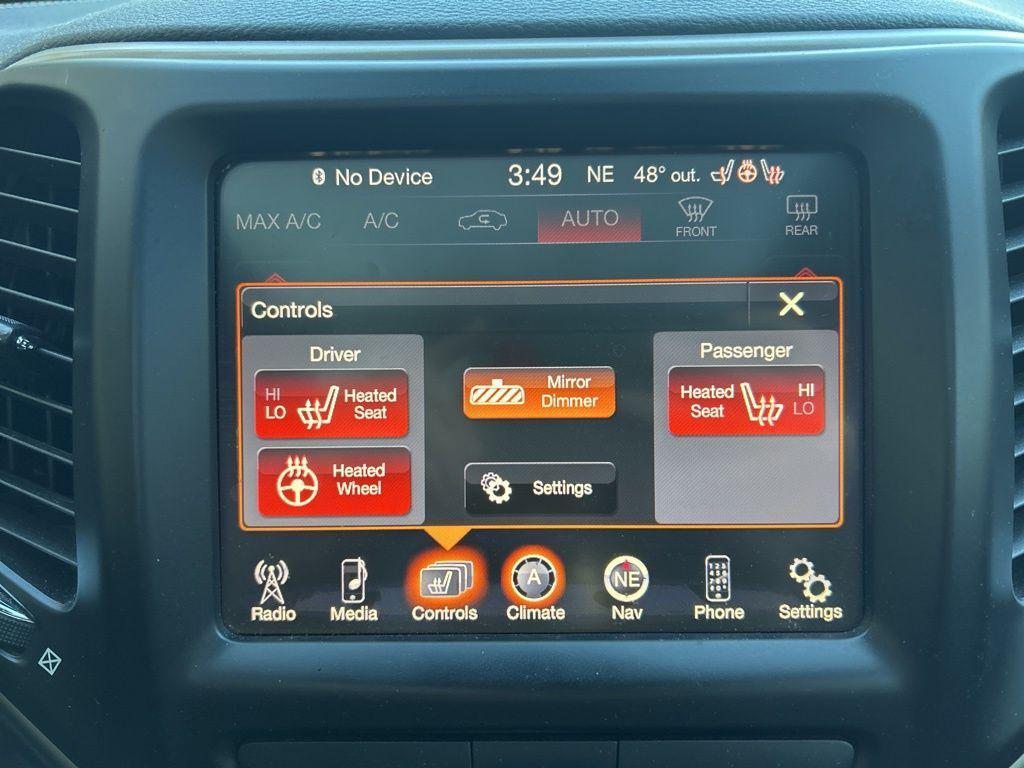 used 2015 Jeep Cherokee car, priced at $10,800