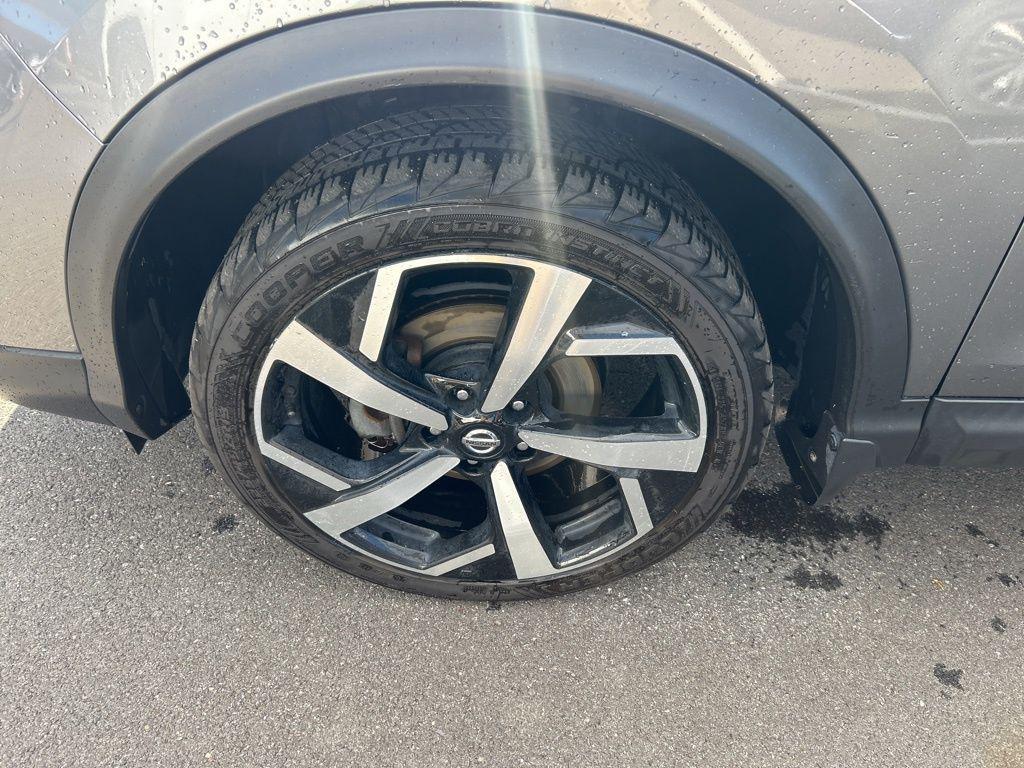 used 2020 Nissan Rogue Sport car, priced at $17,500