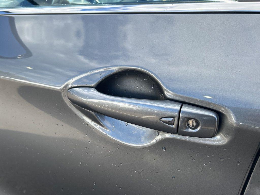 used 2020 Nissan Rogue Sport car, priced at $17,500