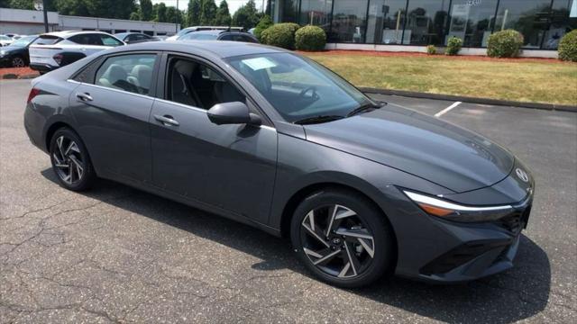 new 2025 Hyundai Elantra car, priced at $28,385