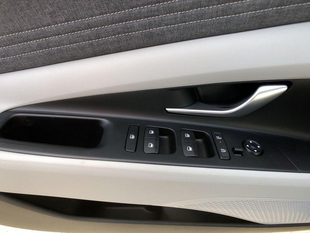 new 2025 Hyundai Elantra car, priced at $29,090