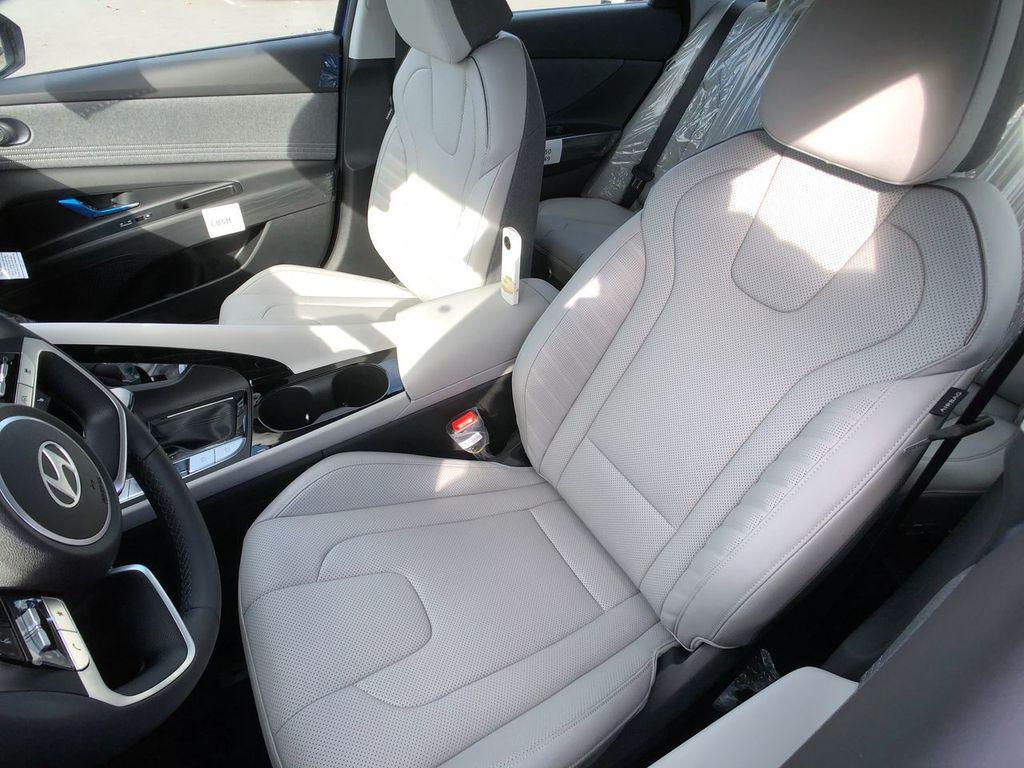 new 2025 Hyundai Elantra car, priced at $29,090