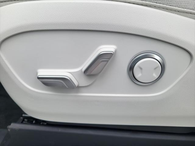 new 2026 Hyundai IONIQ 9 car, priced at $65,460