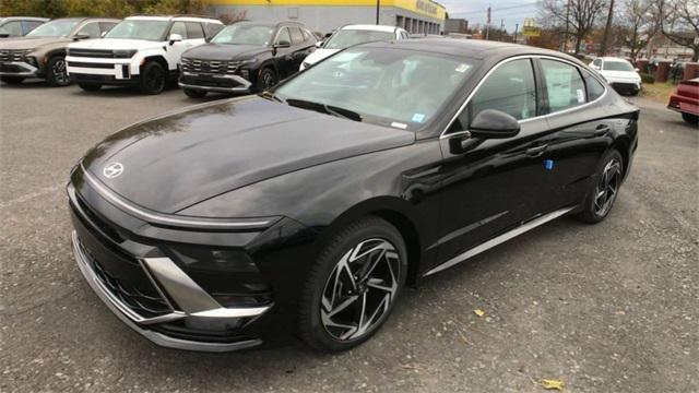 new 2025 Hyundai Sonata car, priced at $32,475