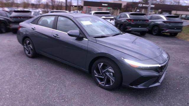 new 2025 Hyundai Elantra car, priced at $27,250