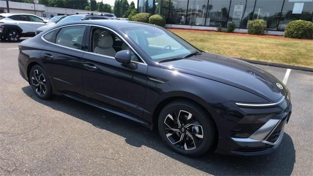 new 2024 Hyundai Sonata car, priced at $29,200