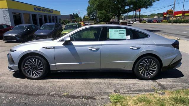 new 2024 Hyundai Sonata Hybrid car, priced at $32,540