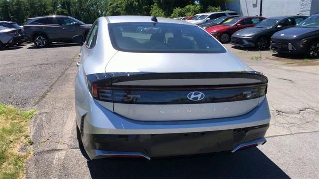 new 2024 Hyundai Sonata Hybrid car, priced at $32,540