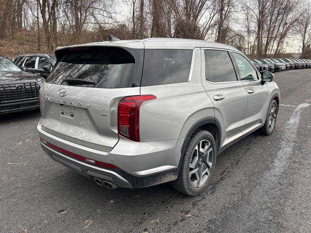 used 2024 Hyundai Palisade car, priced at $38,000