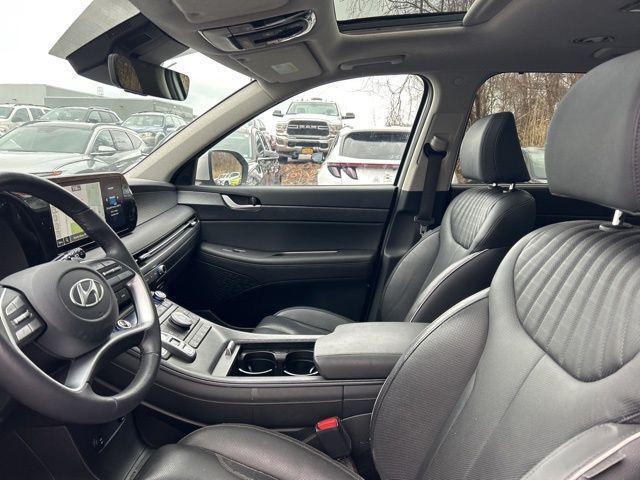 used 2024 Hyundai Palisade car, priced at $38,000