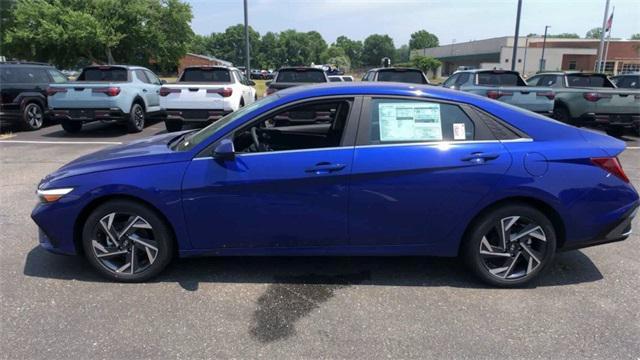 new 2024 Hyundai Elantra car, priced at $27,015