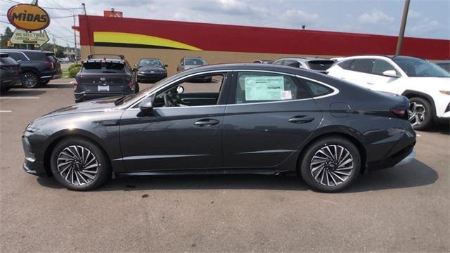 new 2024 Hyundai Sonata Hybrid car, priced at $38,890