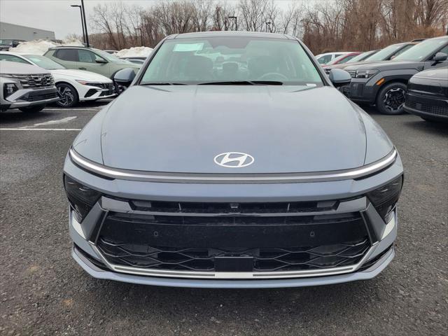 new 2025 Hyundai Sonata Hybrid car, priced at $39,523