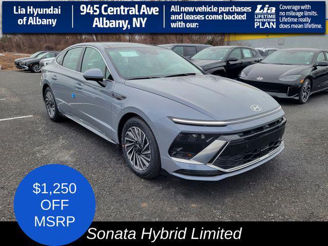 new 2025 Hyundai Sonata Hybrid car, priced at $39,523