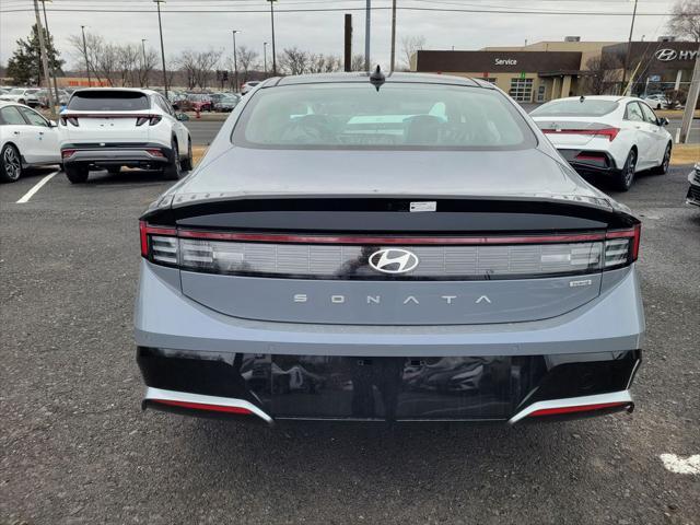 new 2025 Hyundai Sonata Hybrid car, priced at $39,523
