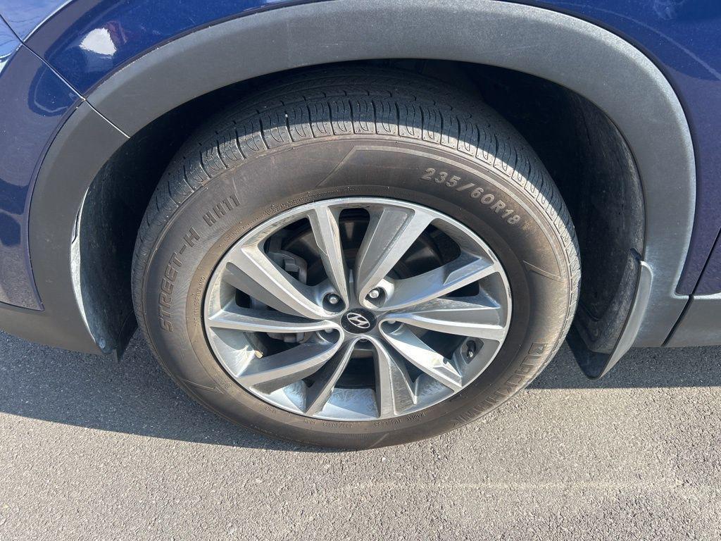 used 2020 Hyundai Santa Fe car, priced at $21,900