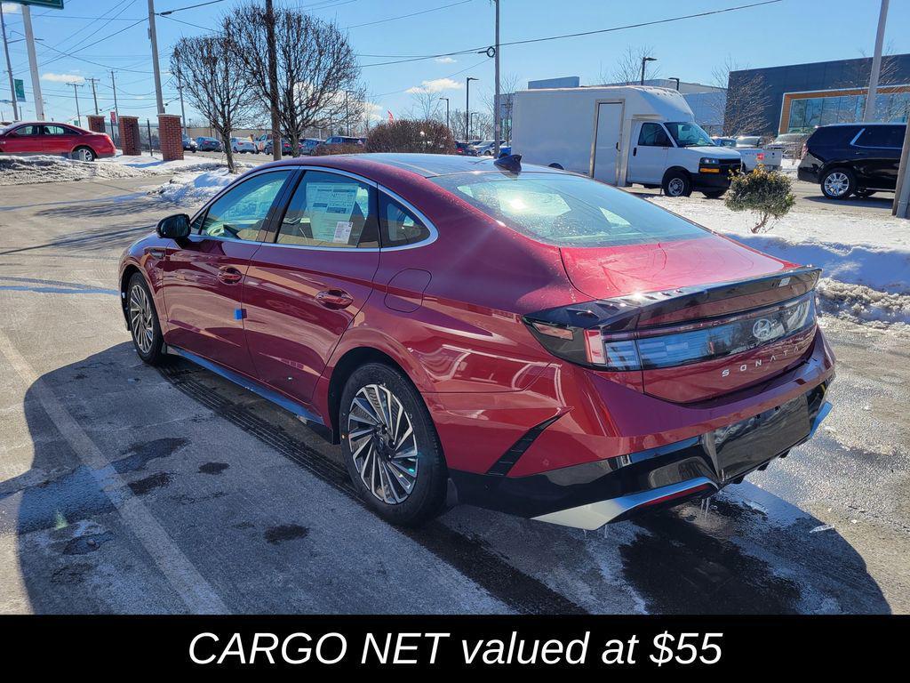 new 2025 Hyundai Sonata Hybrid car, priced at $39,900