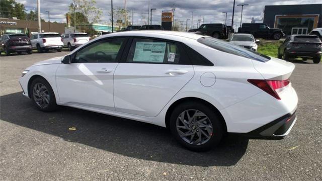 new 2024 Hyundai Elantra car, priced at $25,765