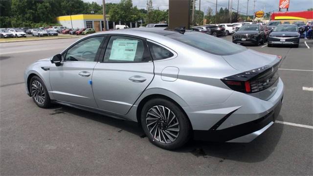 new 2024 Hyundai Sonata Hybrid car, priced at $38,910