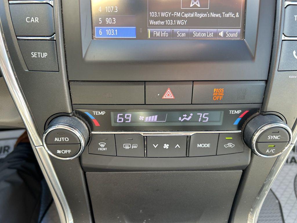 used 2017 Toyota Camry Hybrid car, priced at $13,900